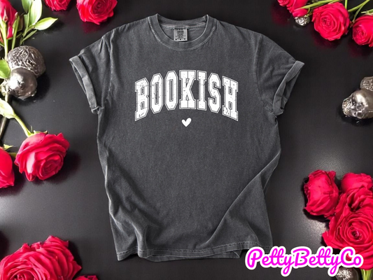 BOOKISH Heart T-Shirt - The Perfect Tee for Book Lovers & Reading Addicts